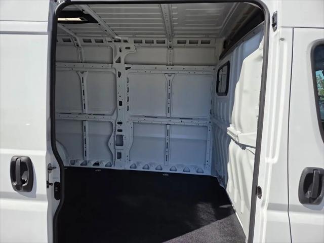 2026 Ram ProMaster 2500 Cargo Van Tradesman High Roof 159" WB w/Pass Seat