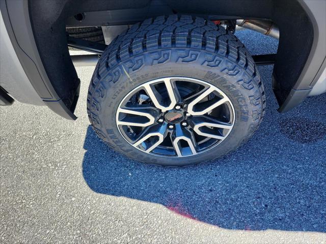 2026 GMC Sierra 1500 Crew Cab, Short Bed, AT4, 4WD
