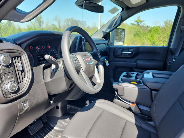 2026 GMC Sierra 3500HD Crew Cab, Long Bed, Pro Dual Rear Wheel, 4WD