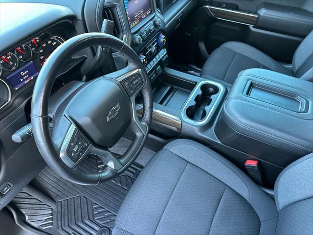 2022 Chevrolet Silverado 1500 4WD Crew Cab Short Bed RST