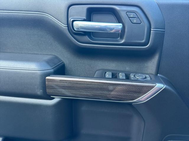 2022 Chevrolet Silverado 1500 4WD Crew Cab Short Bed RST