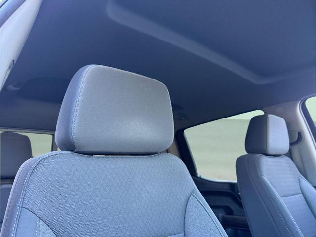 2022 Chevrolet Silverado 1500 4WD Crew Cab Short Bed RST