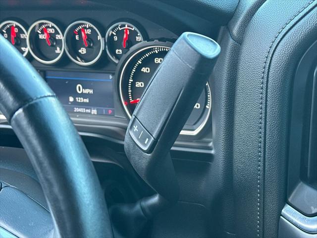 2022 Chevrolet Silverado 1500 4WD Crew Cab Short Bed RST