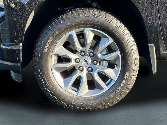 2022 Chevrolet Silverado 1500 4WD Crew Cab Short Bed RST