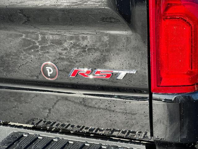 2022 Chevrolet Silverado 1500 4WD Crew Cab Short Bed RST