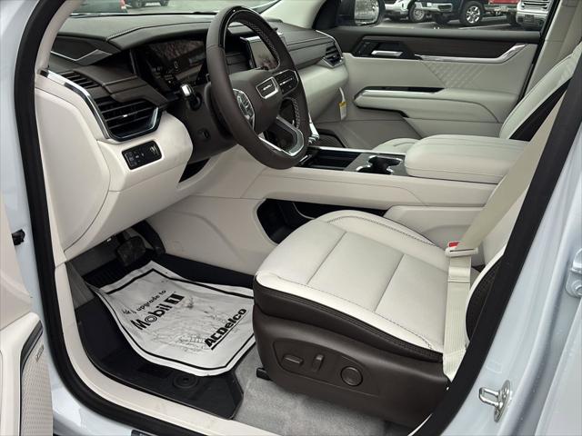 2026 GMC Acadia Denali FWD