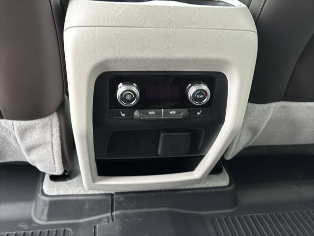 2026 GMC Acadia Denali FWD