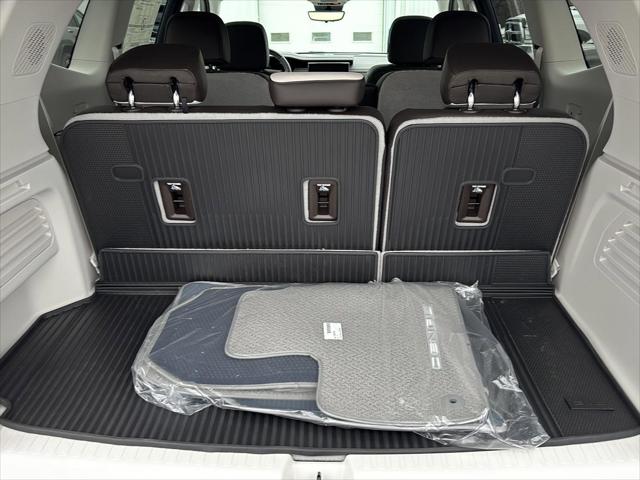 2026 GMC Acadia Denali FWD