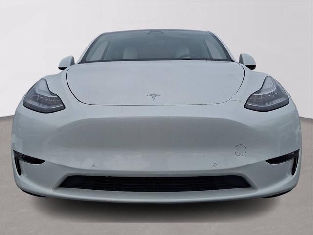2022 Tesla Model Y Long Range Dual Motor All-Wheel Drive