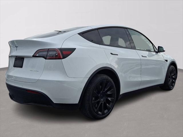 2022 Tesla Model Y Long Range Dual Motor All-Wheel Drive
