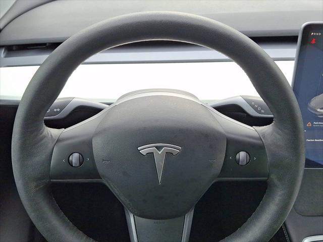 2022 Tesla Model Y Long Range Dual Motor All-Wheel Drive