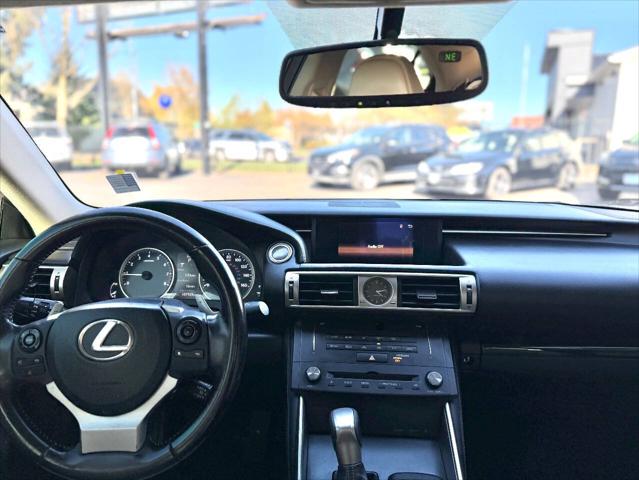 2016 Lexus IS 200t Base 4dr Sedan