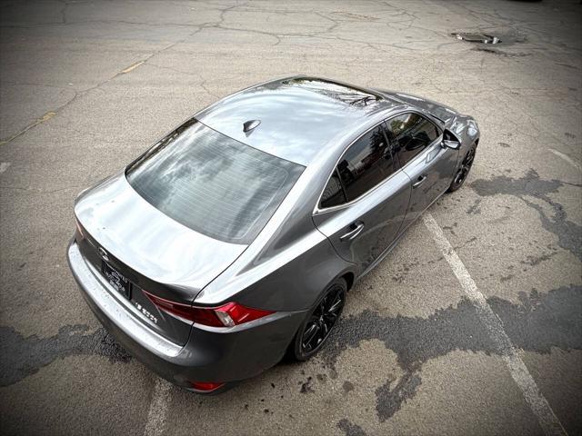 2016 Lexus IS 200t Base 4dr Sedan
