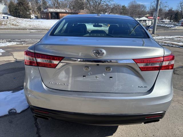 2015 Toyota Avalon XLE 4dr Sedan