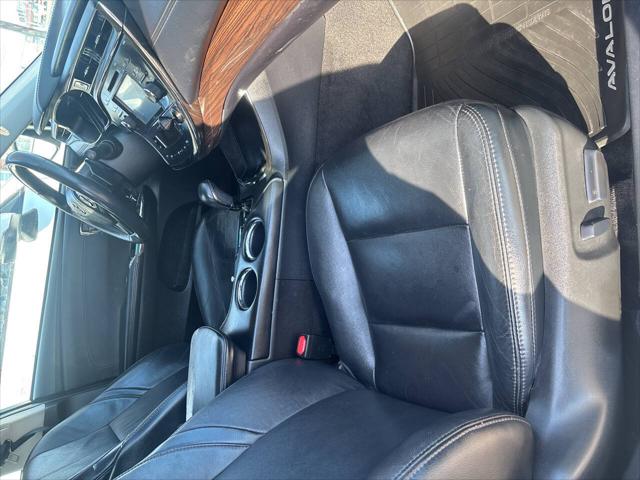 2015 Toyota Avalon XLE 4dr Sedan