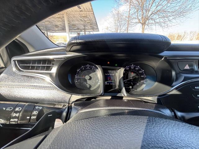 2015 Toyota Avalon XLE 4dr Sedan