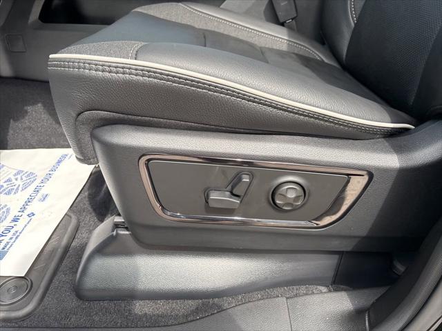 2026 Ram 1500 Limited Crew Cab 4x4 5'7" Box