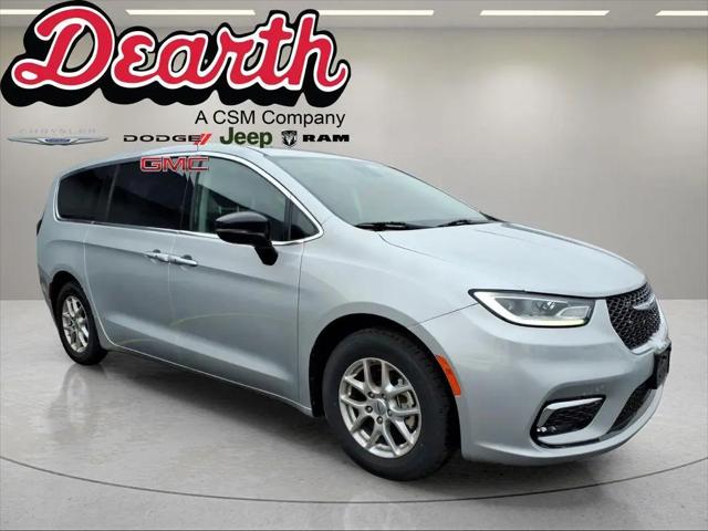 2024 Chrysler Pacifica Touring L for sale in Monroe, WI