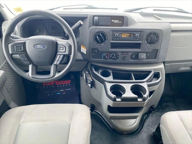 2025 Ford E-450 Cutaway Base