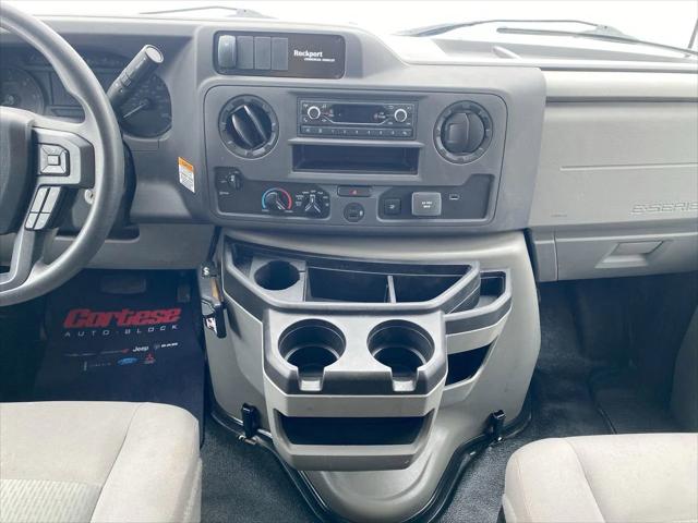2025 Ford E-450 Cutaway Base
