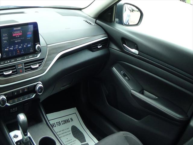 2025 Nissan Altima SV FWD