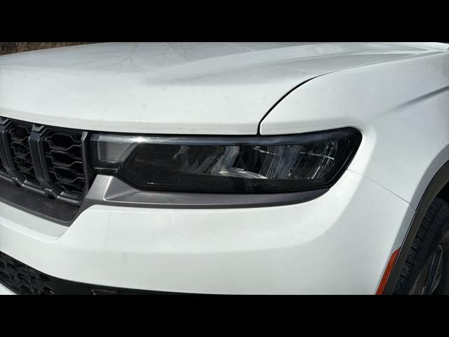 2026 Jeep Grand Cherokee Altitude 4x4