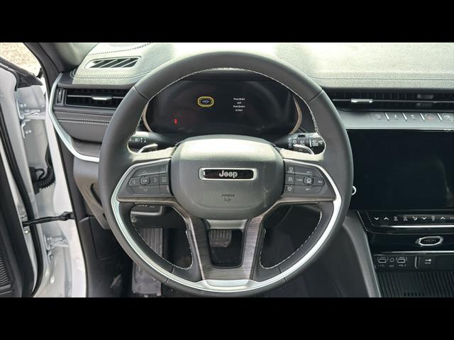2026 Jeep Grand Cherokee Altitude 4x4