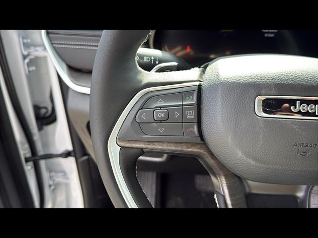 2026 Jeep Grand Cherokee Altitude 4x4