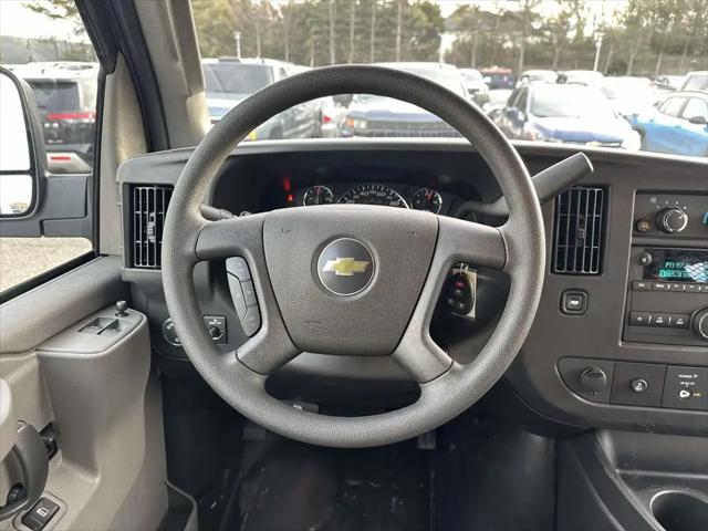 2025 Chevrolet Express Cargo Van RWD 2500 Regular Wheelbase WT