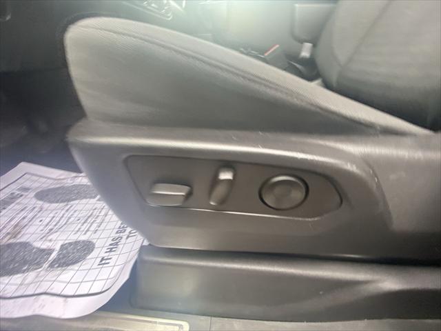 2022 Chevrolet Silverado 1500 4WD Crew Cab Standard Bed LT