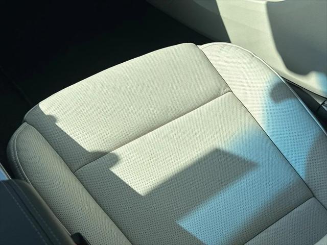 2026 Cadillac CT4 Premium Luxury RWD