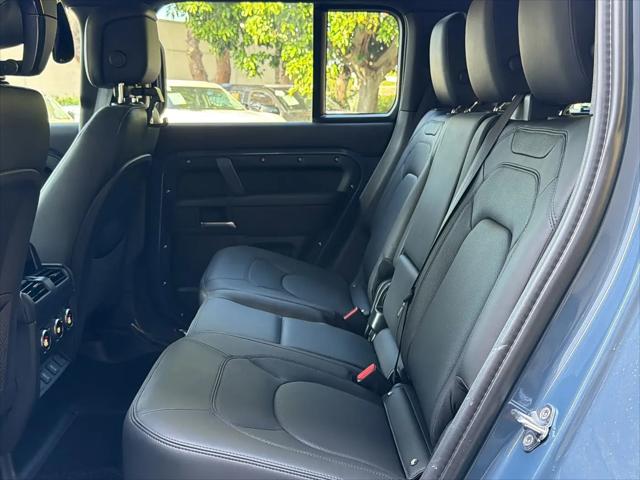 2026 Land Rover Defender P400 X-Dynamic SE