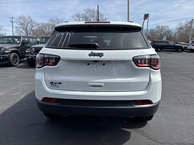 2026 Jeep Compass Latitude Altitude