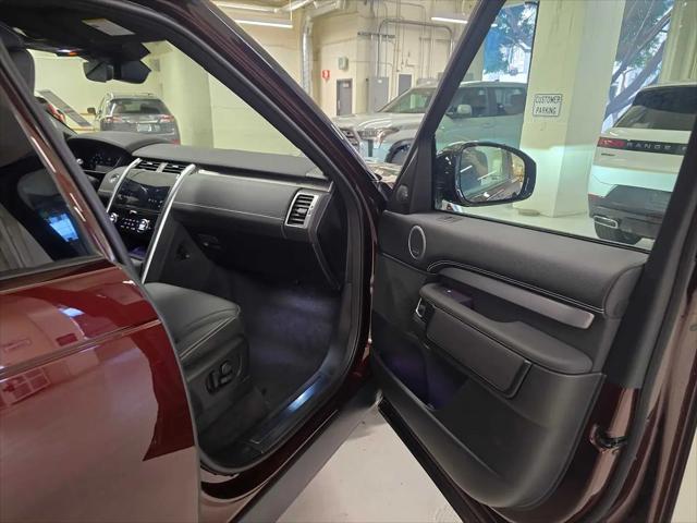2026 Land Rover Discovery Gemini Edition