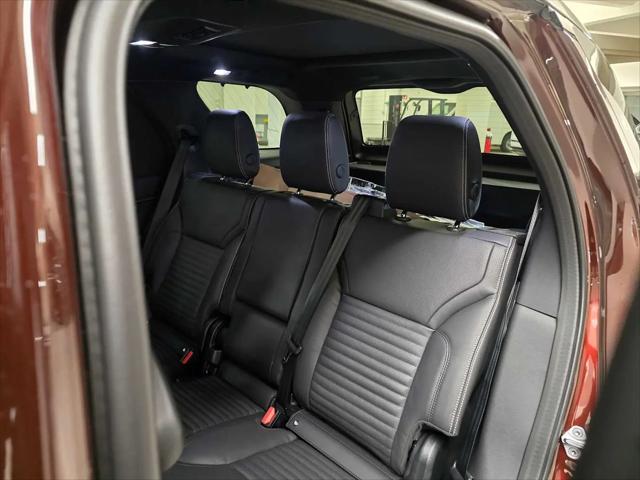 2026 Land Rover Discovery Gemini Edition
