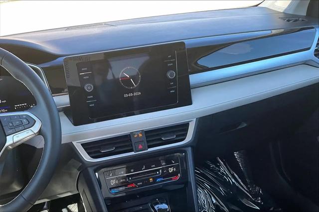 2026 Volkswagen Taos SE