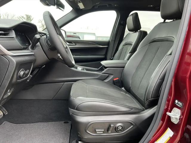 2026 Jeep Grand Cherokee Altitude 4x4