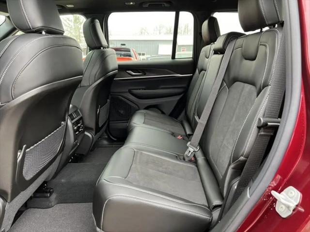 2026 Jeep Grand Cherokee Altitude 4x4