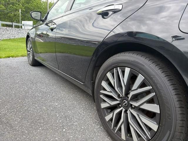 2024 Nissan Altima SV FWD