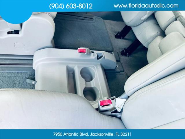 2012 Toyota Sienna XLE V6 8 Passenger