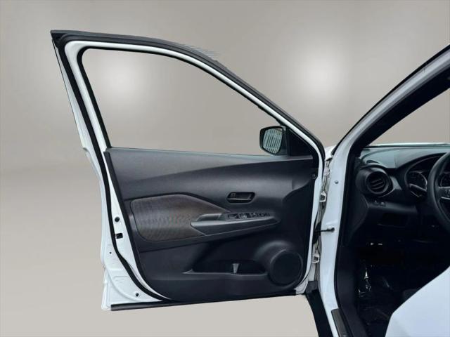 2018 Nissan Kicks S