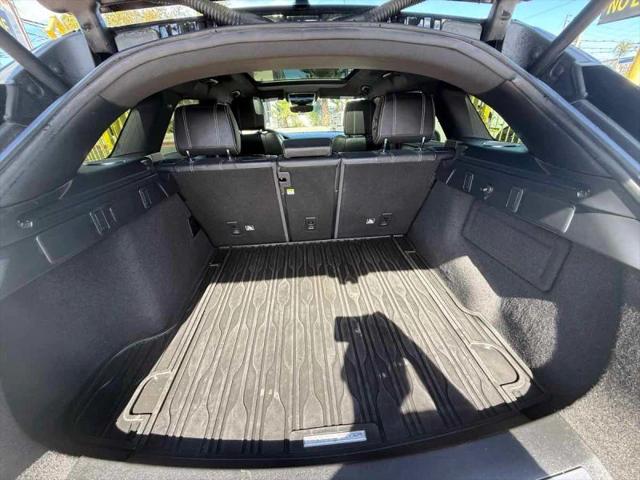 2019 Land Rover Range Rover Velar P250 R-Dynamic SE