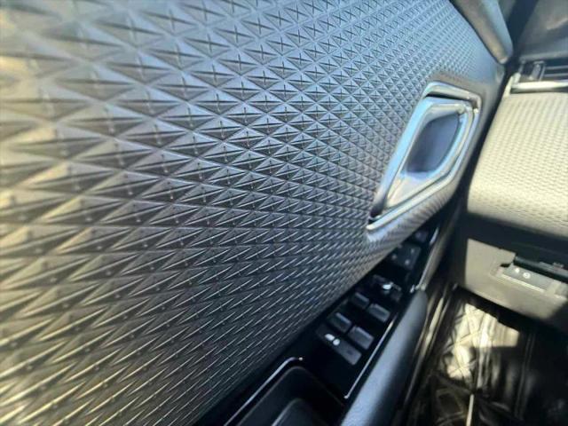 2019 Land Rover Range Rover Velar P250 R-Dynamic SE