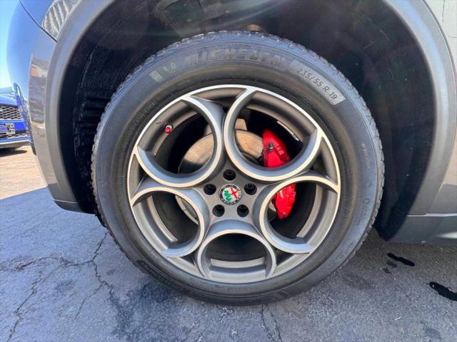 2018 Alfa Romeo Stelvio Ti Sport AWD
