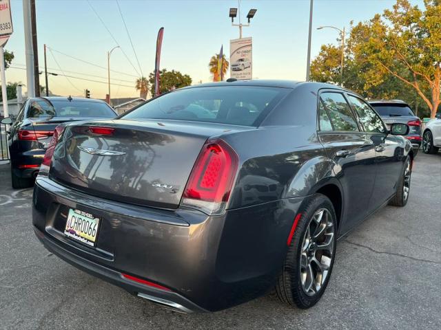 2016 Chrysler 300 S