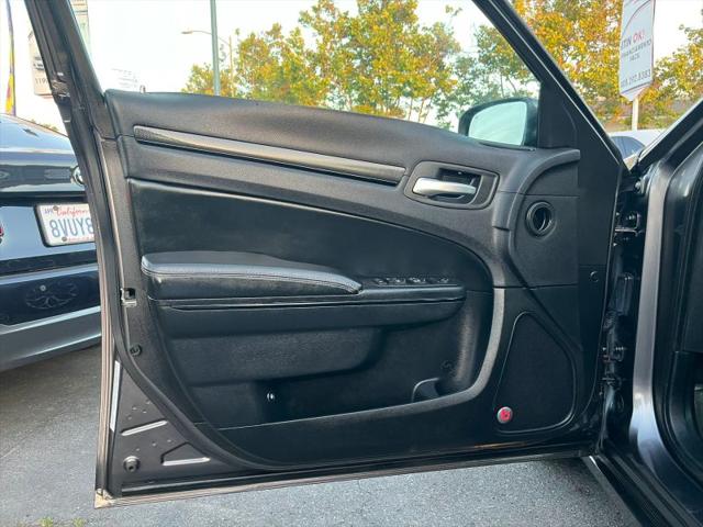 2016 Chrysler 300 S