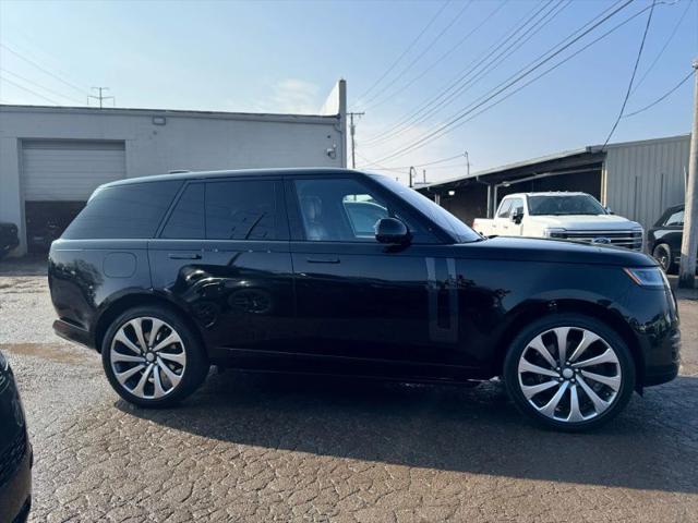 2023 Land Rover Range Rover P530 SE