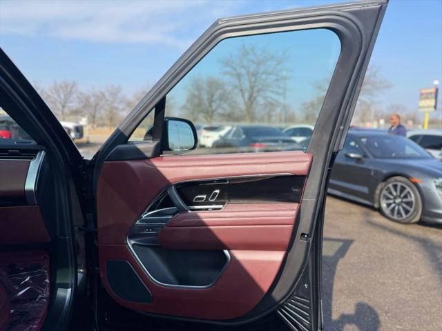 2023 Land Rover Range Rover P530 SE