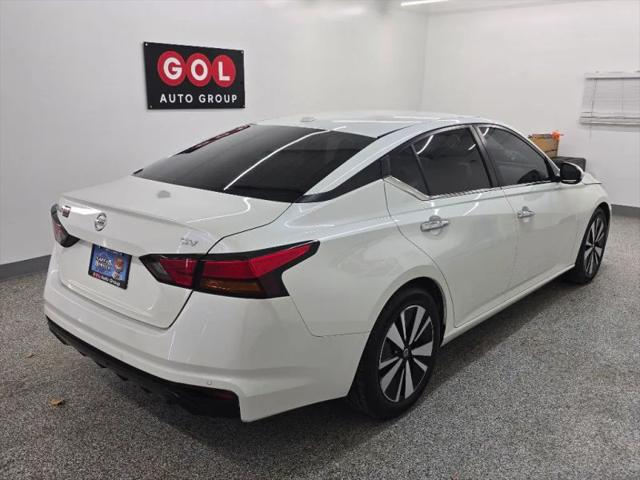 2022 Nissan Altima SV FWD