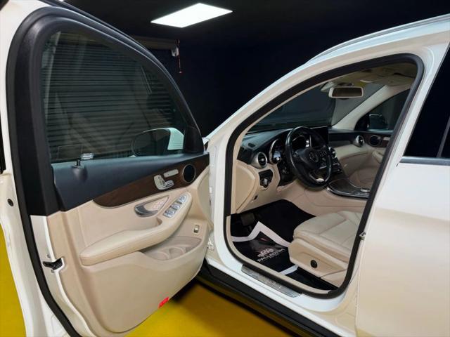 2019 Mercedes-Benz GLC 300